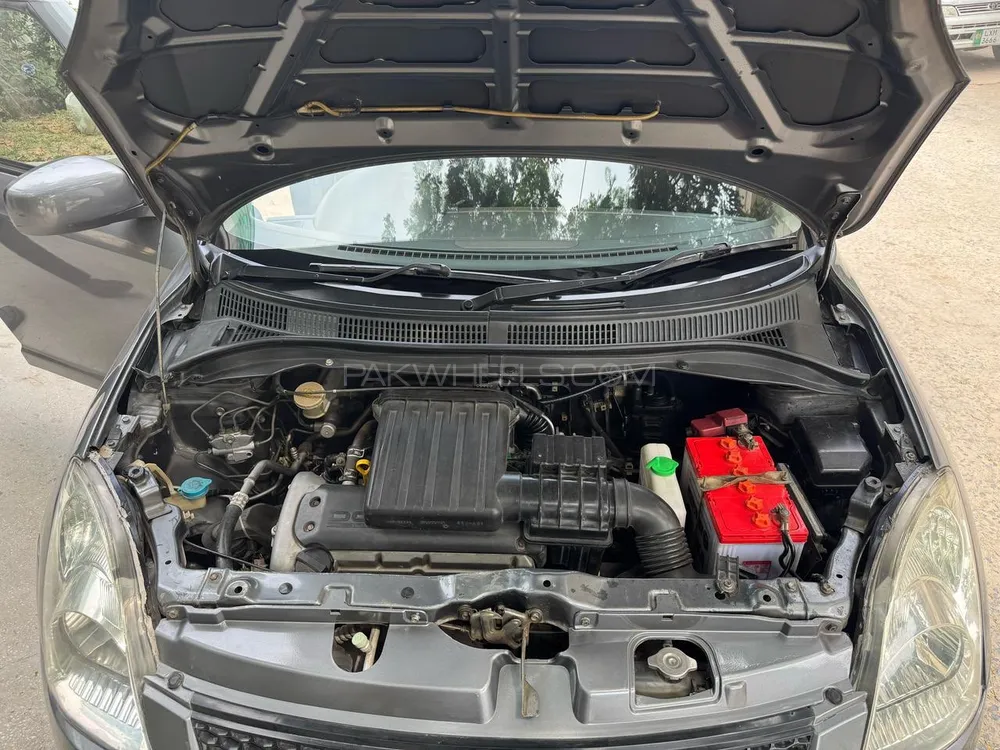 Suzuki Swift 2012 for Sale in Lahore Image-1