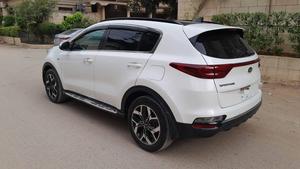 Sportage awd 2020
Registered 2021
Mileage 18000
Original 
Demand 6850