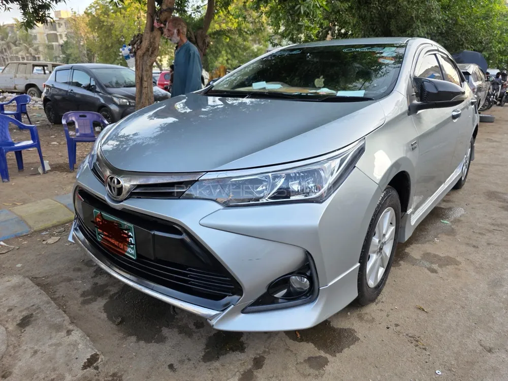 Toyota Corolla 2015 for Sale in Karachi Image-1