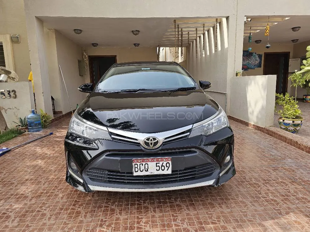 Toyota Corolla 2014 for Sale in Karachi Image-1