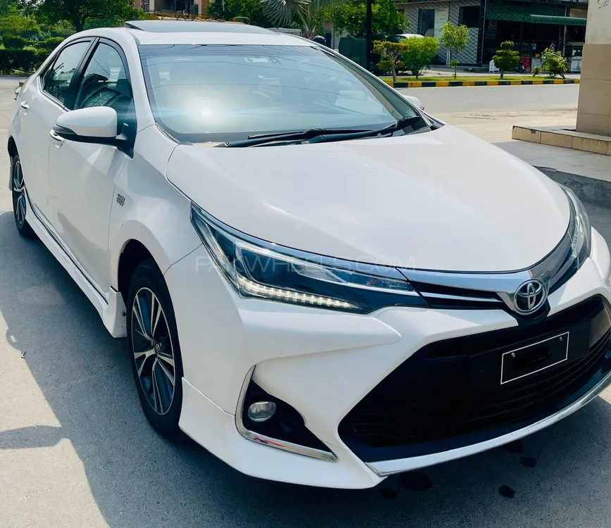 Toyota Corolla 2021 for Sale in Faisalabad Image-1