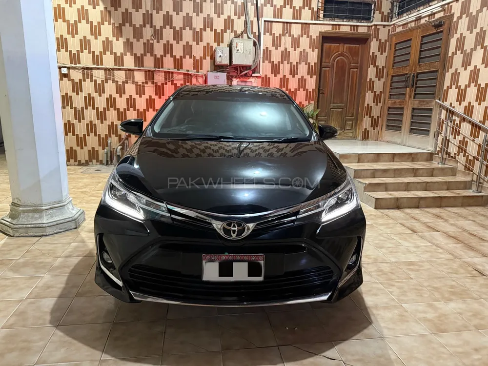 Toyota Corolla 2023 for Sale in Karachi Image-1