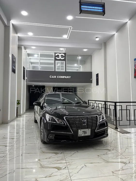 Toyota Crown 2013 for Sale in Karachi Image-1
