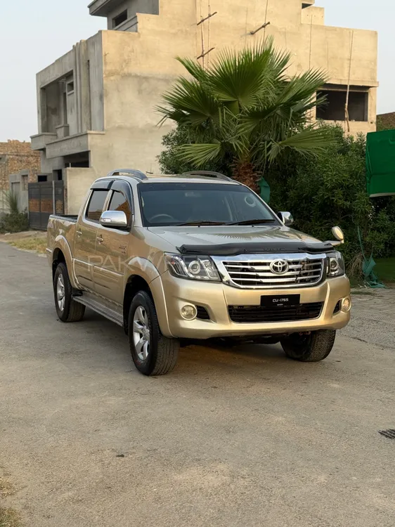 Toyota Hilux 2012 for Sale in Bahawalnagar Image-1