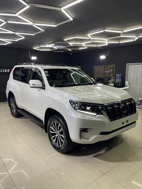 Toyota Prado 2019 for Sale in Islamabad Image-1
