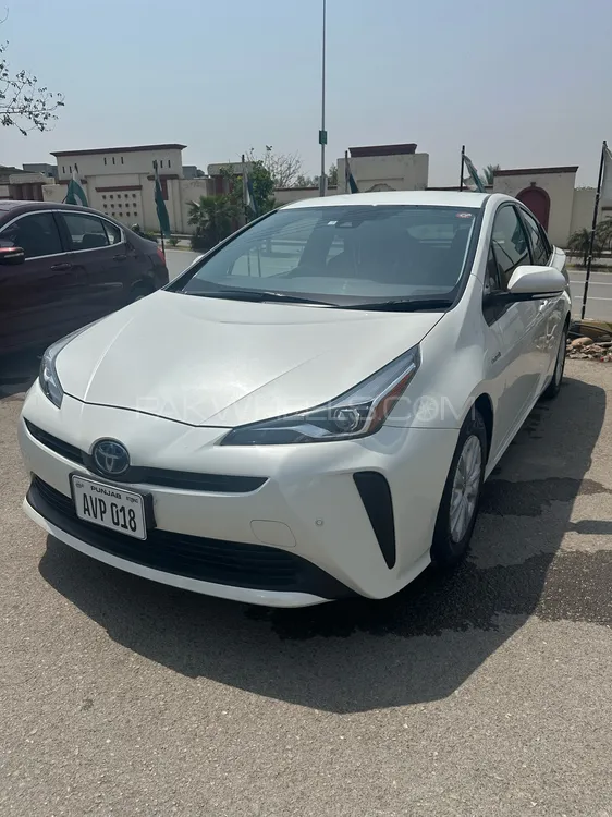 Toyota Prius 2020 for Sale in Islamabad Image-1