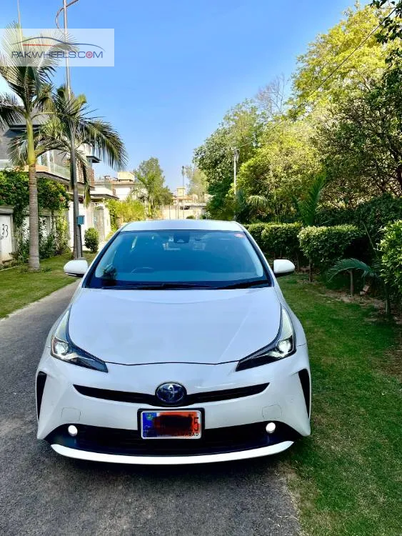 Toyota Prius 2021 for Sale in Peshawar Image-1