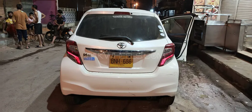 Toyota Vitz 2018 for Sale in Karachi Image-1