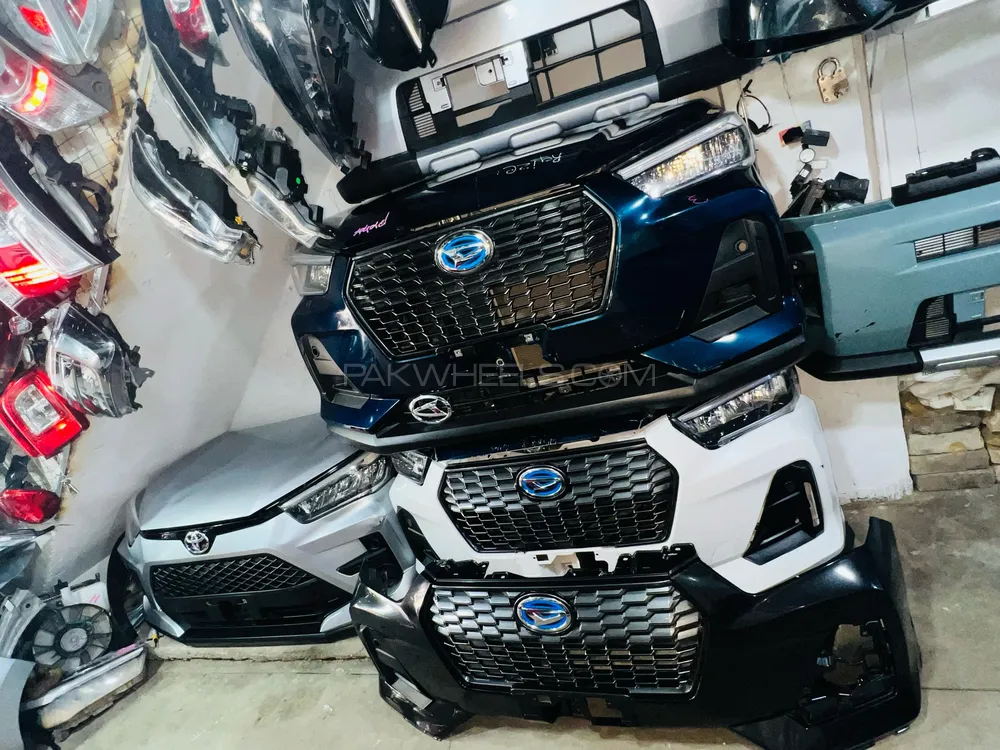 Toyota,Raize,Bumper Grill Image-1