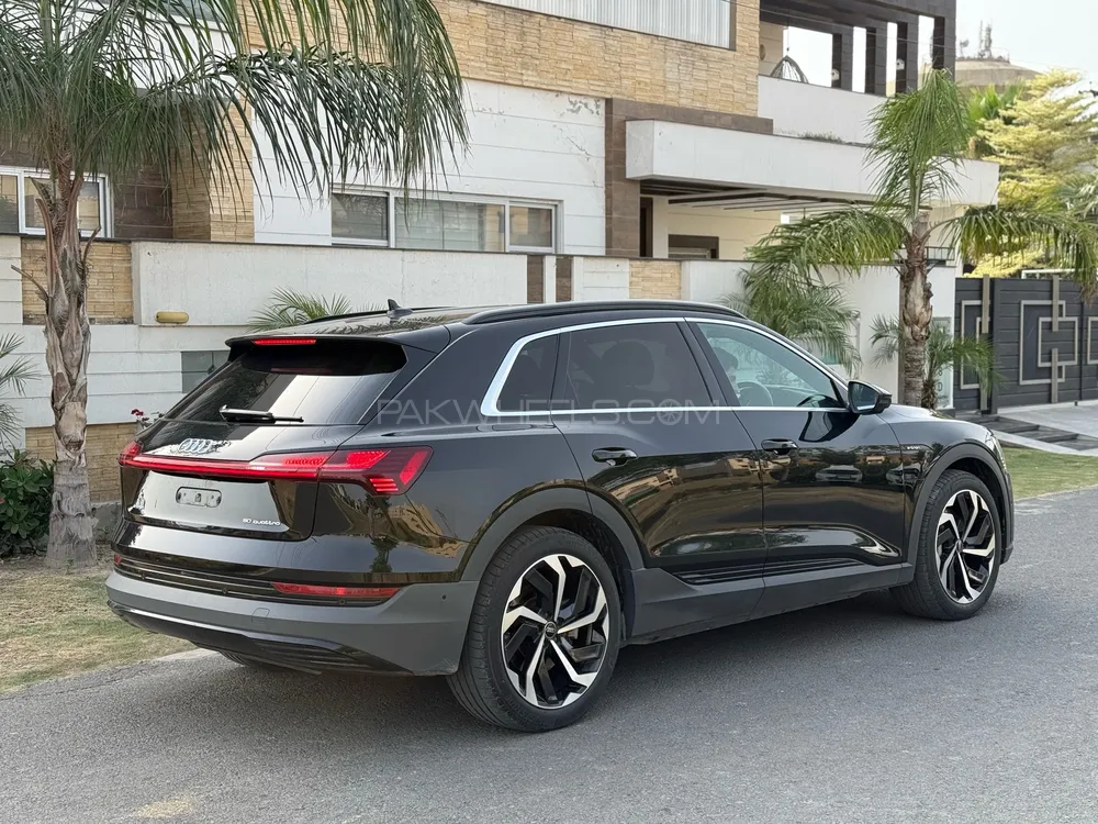 آوڈی ای-ٹران 2022 for Sale in لاہور Image-1