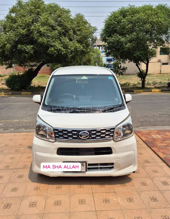 Daihatsu Move 2015 for Sale in Lahore Image-1