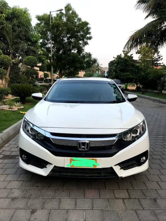 ہونڈا سوک 2018 for Sale in کراچی Image-1