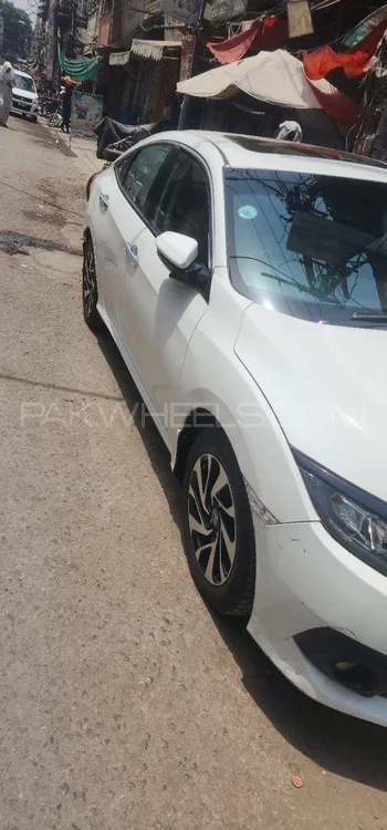 Honda Civic 2016 for Sale in Lahore Image-1