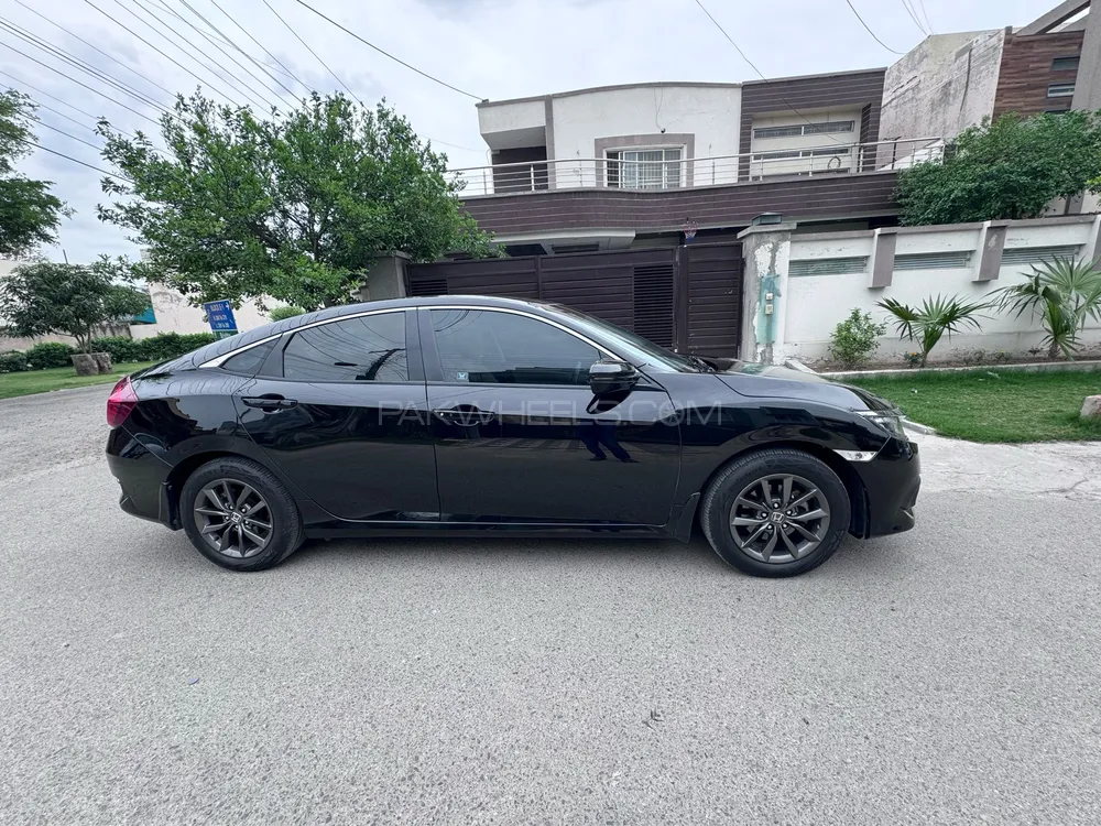 Honda Civic 2016 for Sale in Lahore Image-1