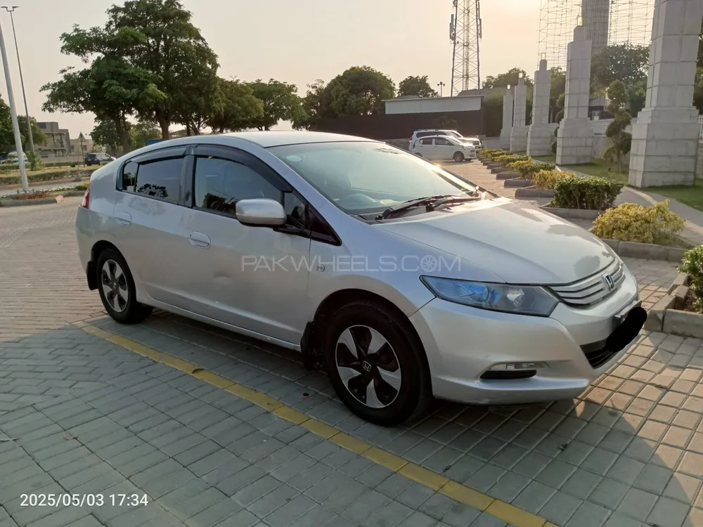Honda Insight 2009 for Sale in Islamabad Image-1
