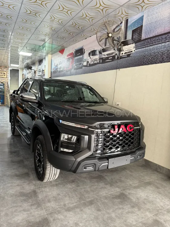 JAC T9 2025 for Sale in Sialkot Image-1