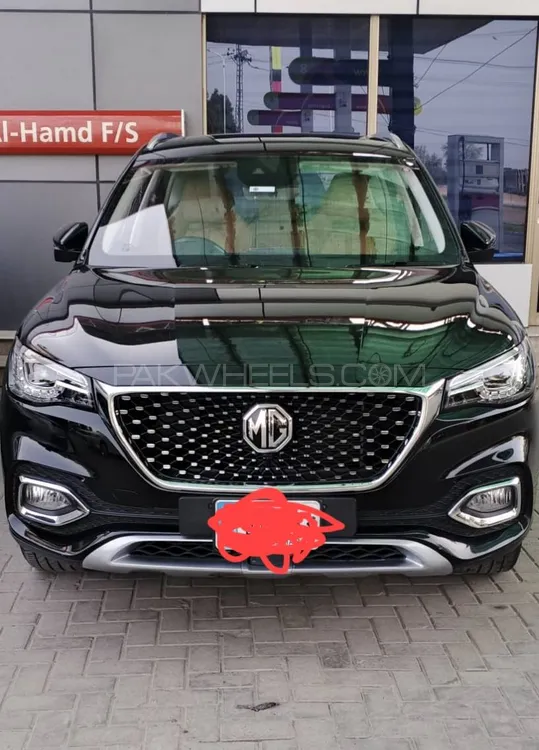 MG HS 2023 for Sale in Multan Image-1