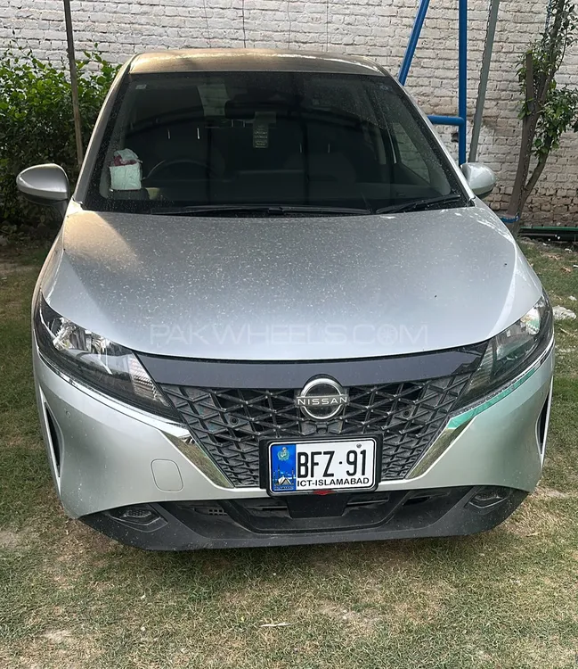 Nissan Note 2021 for Sale in Peshawar Image-1