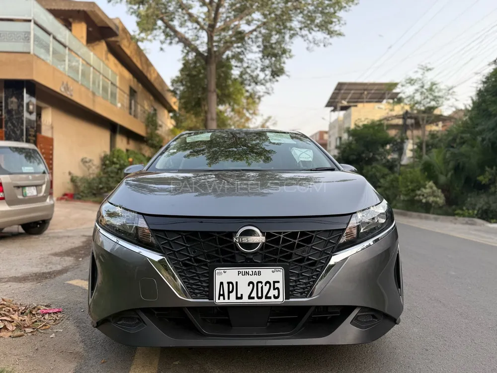Nissan Note 2022 for Sale in Lahore Image-1