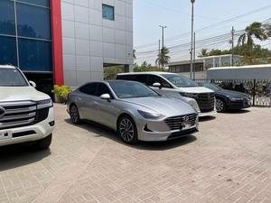 Hyundai Sonata 2.5
Model: 2021
Mileage: 41,400 km 
Reg: 2021 khi

Calling and Visiting Hours

Monday to Saturday 

11:00 AM to 7:00 PM