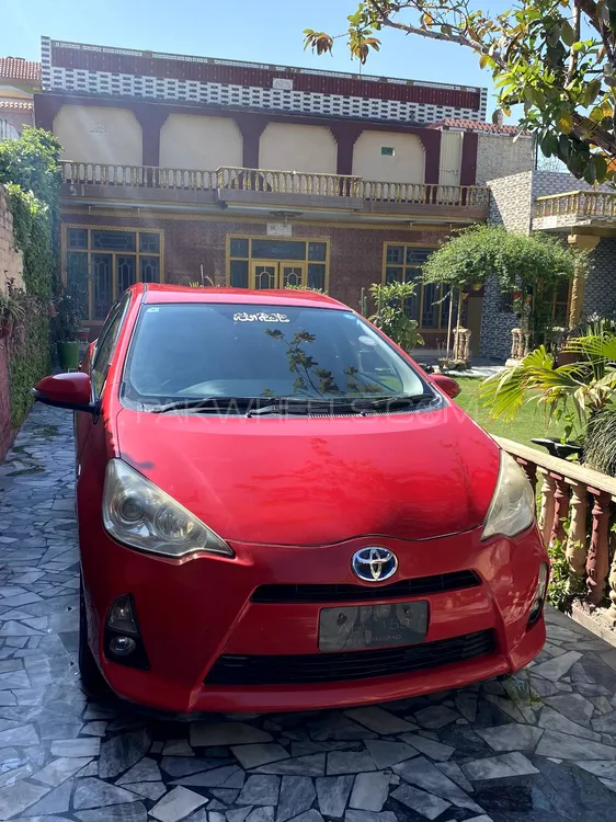 Toyota Aqua 2013 for Sale in Peshawar Image-1