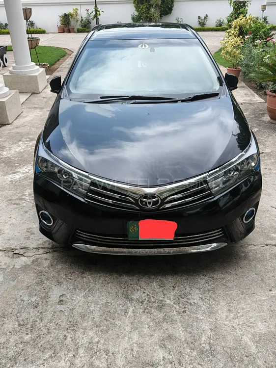 Toyota Corolla 2017 for Sale in Islamabad Image-1