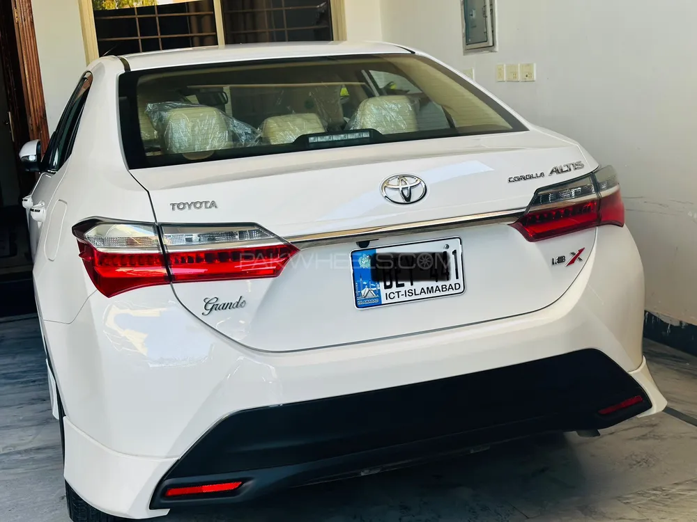 Toyota Corolla 2024 for Sale in Mardan Image-1