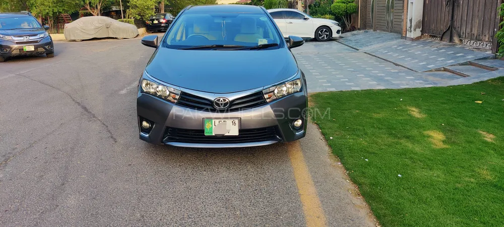Toyota Corolla 2016 for Sale in Lahore Image-1