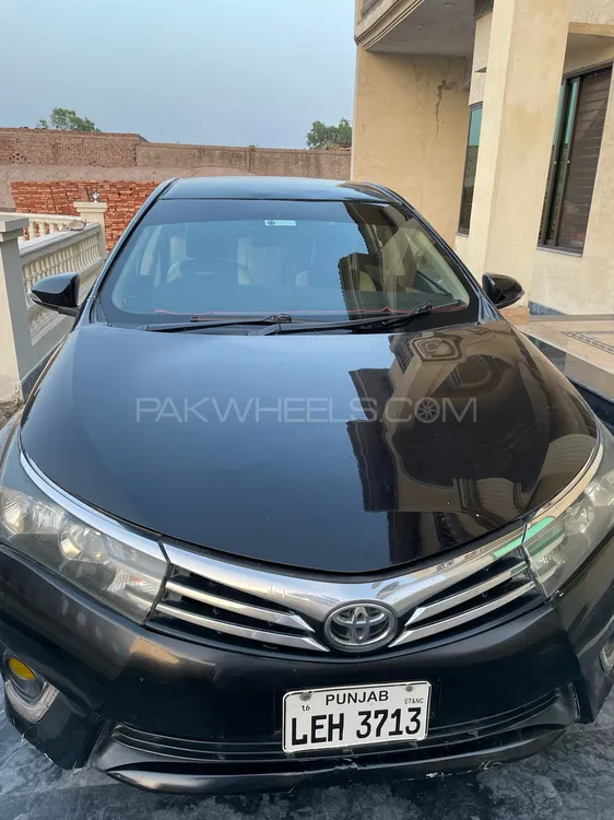 Toyota Corolla 2016 for Sale in Lahore Image-1