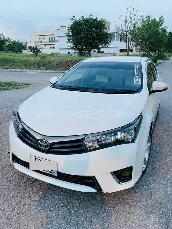 Toyota Corolla 2015 for Sale in Islamabad Image-1