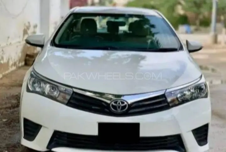Toyota Corolla 2015 for Sale in Islamabad Image-1