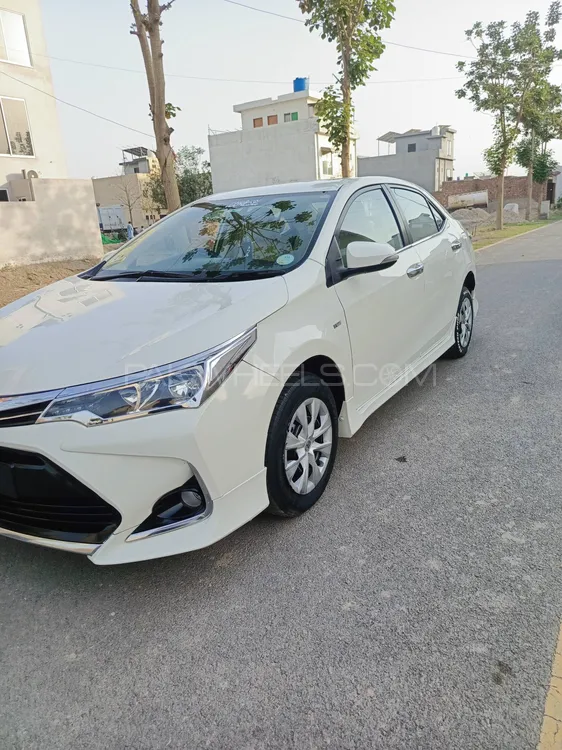 Toyota Corolla 2017 for Sale in Lahore Image-1