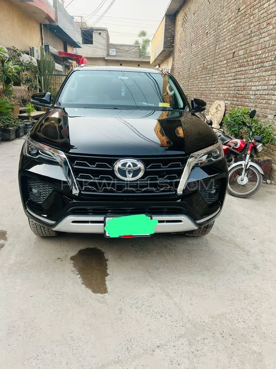 Toyota Fortuner 2022 for Sale in Gujranwala Image-1