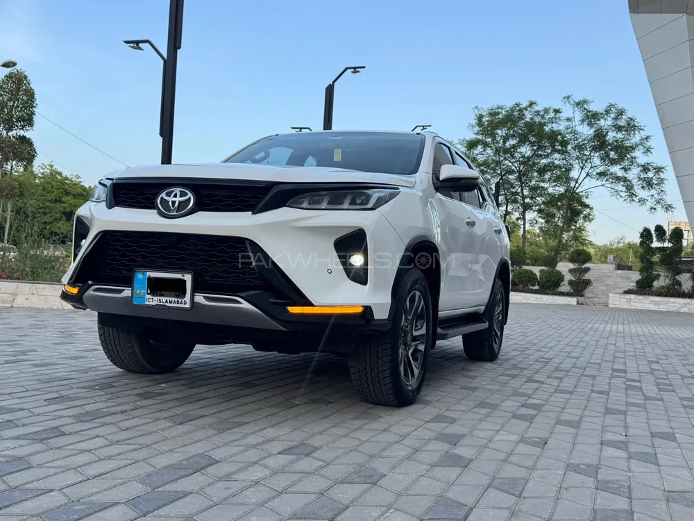 Toyota Fortuner 2022 for Sale in Islamabad Image-1