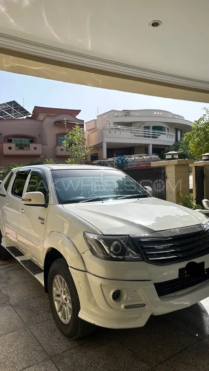 Toyota Hilux 2014 for Sale in Islamabad Image-1