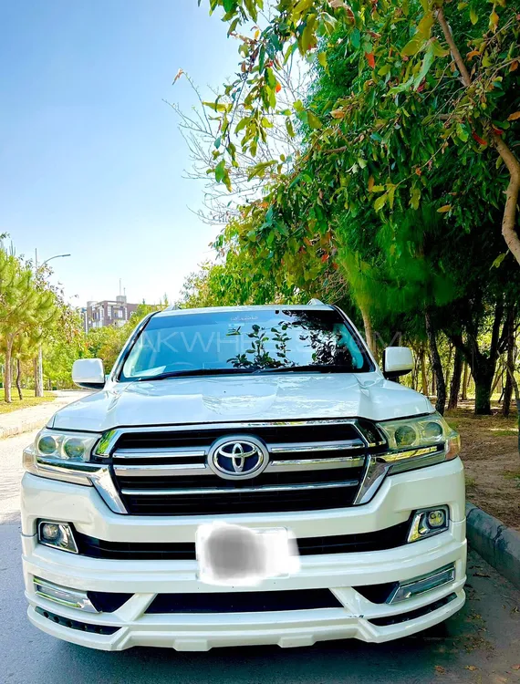 Toyota Land Cruiser 2011 for Sale in Islamabad Image-1