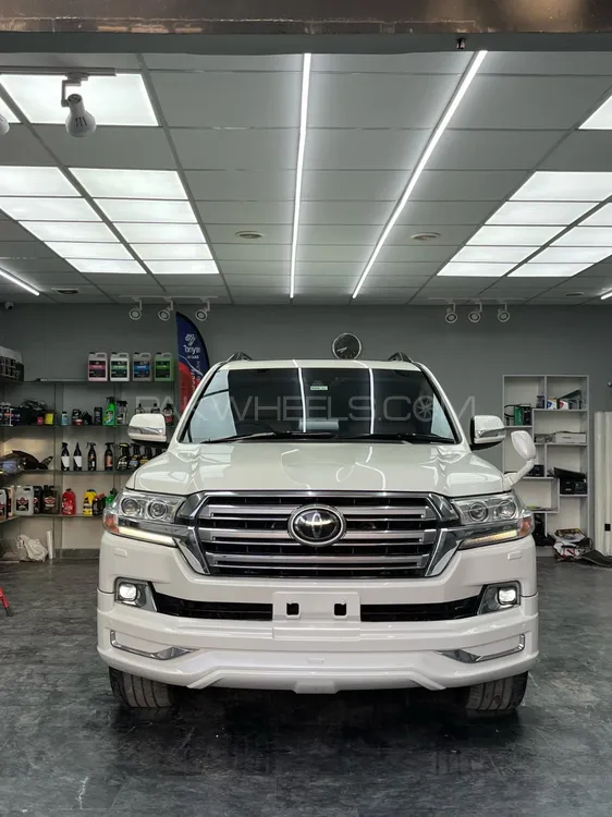 Toyota Land Cruiser 2017 for Sale in Multan Image-1
