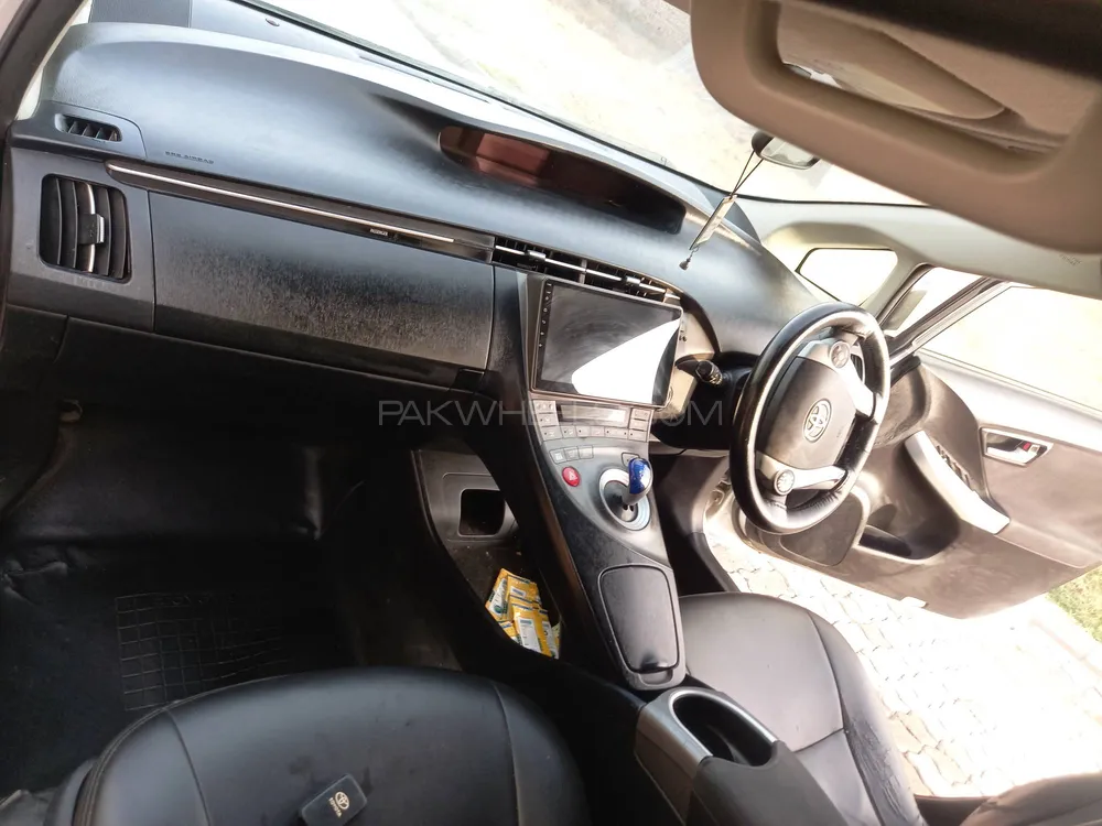 Toyota Prius 2012 for Sale in Sargodha Image-1