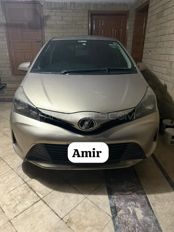 Toyota Vitz 2015 for Sale in Islamabad Image-1