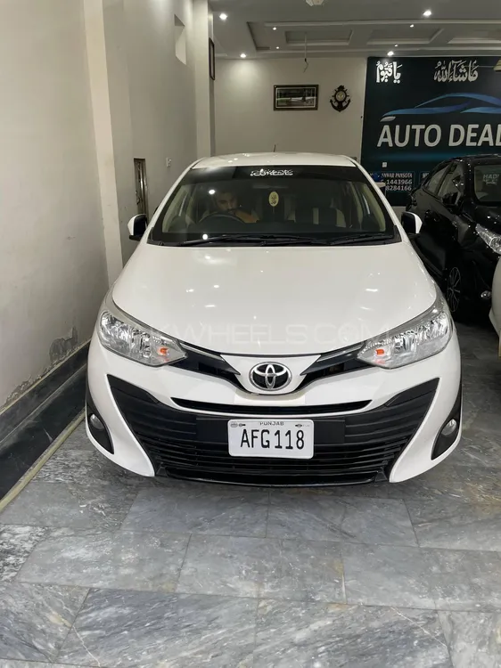 Toyota Yaris Sedan 2021 for Sale in Lahore Image-1