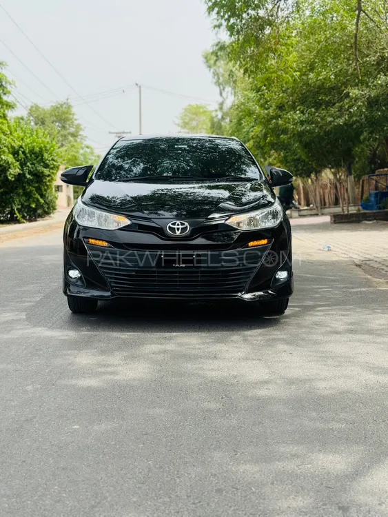 Toyota Yaris Sedan 2022 for Sale in Multan Image-1