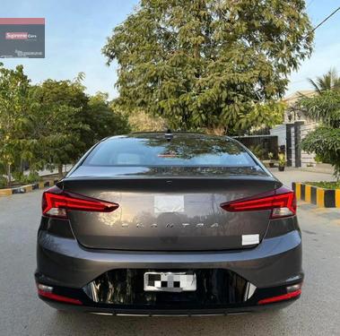 Used Hyundai Elantra GLS 2022
