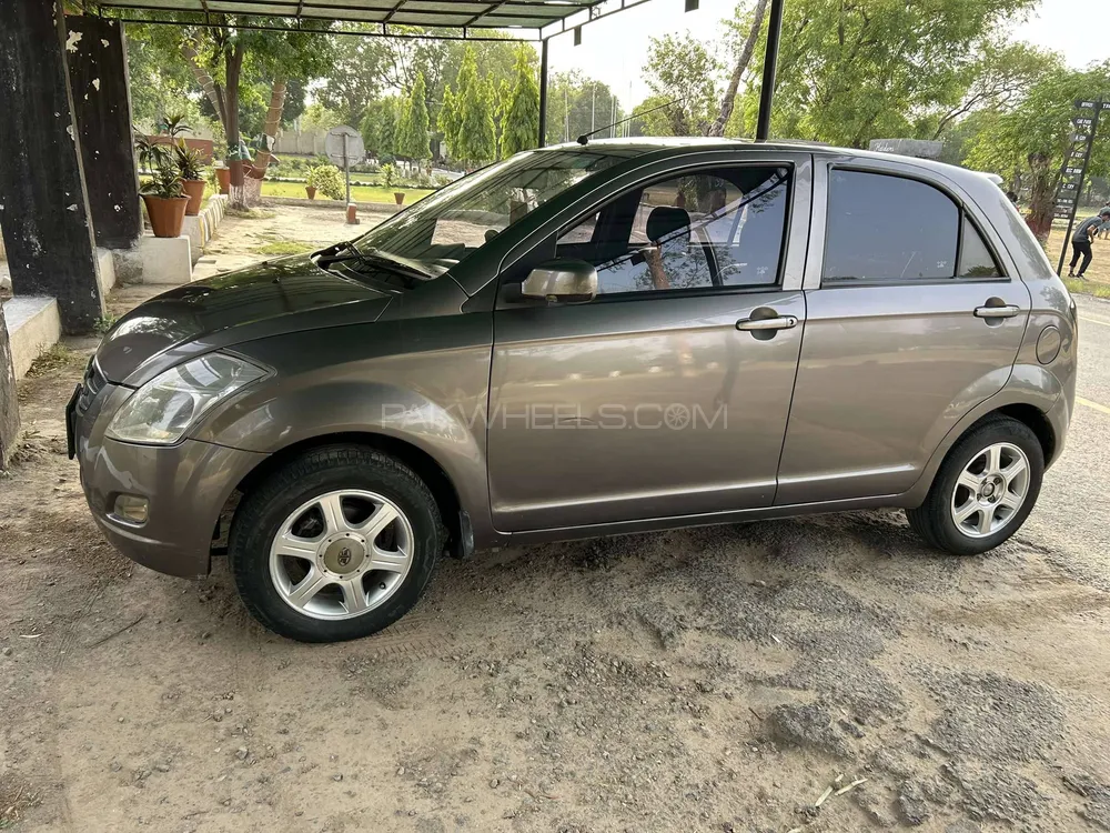 FAW V2 2018 for Sale in Lahore Image-1