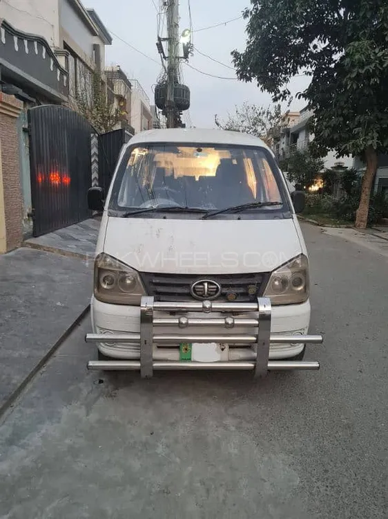 FAW X-PV 2015 for Sale in Lahore Image-1