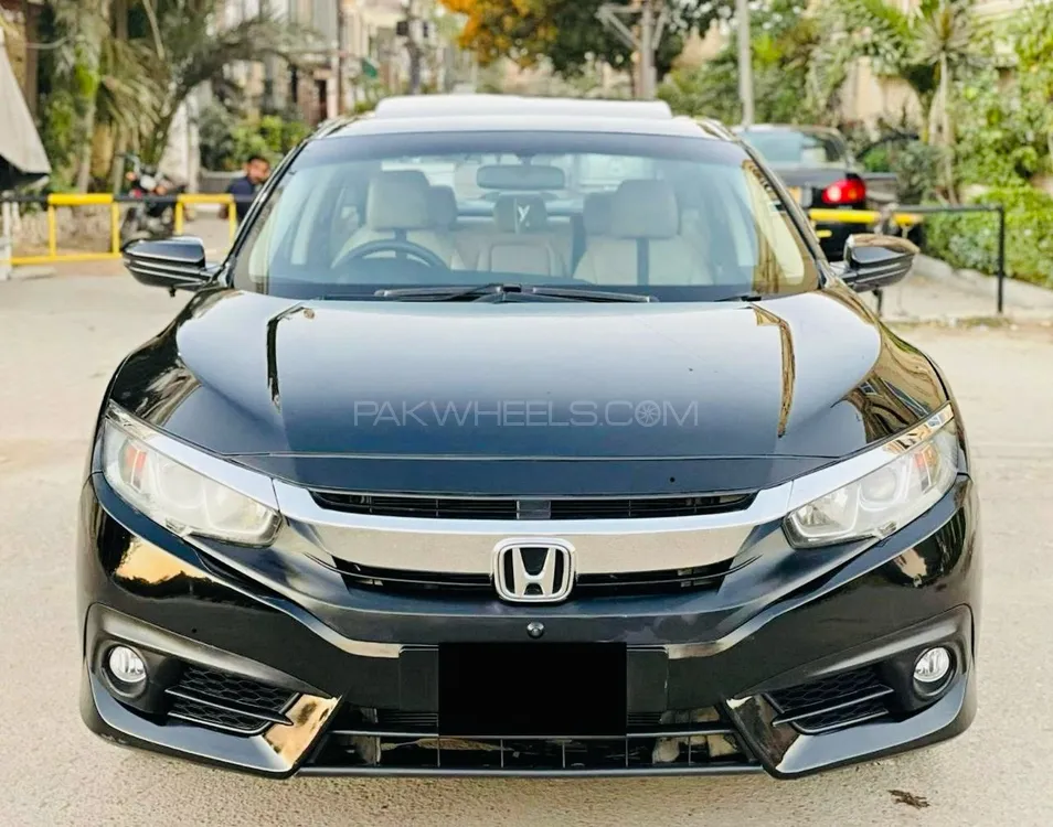 Honda Civic 2017 for Sale in Karachi Image-1