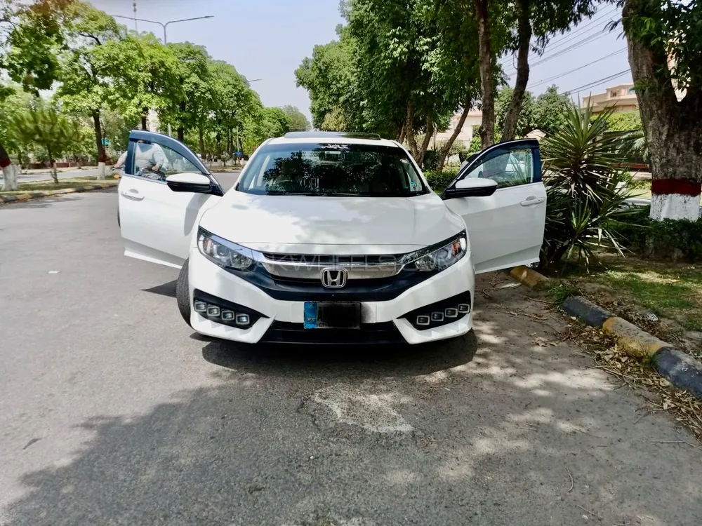 Honda Civic 2018 for Sale in Islamabad Image-1