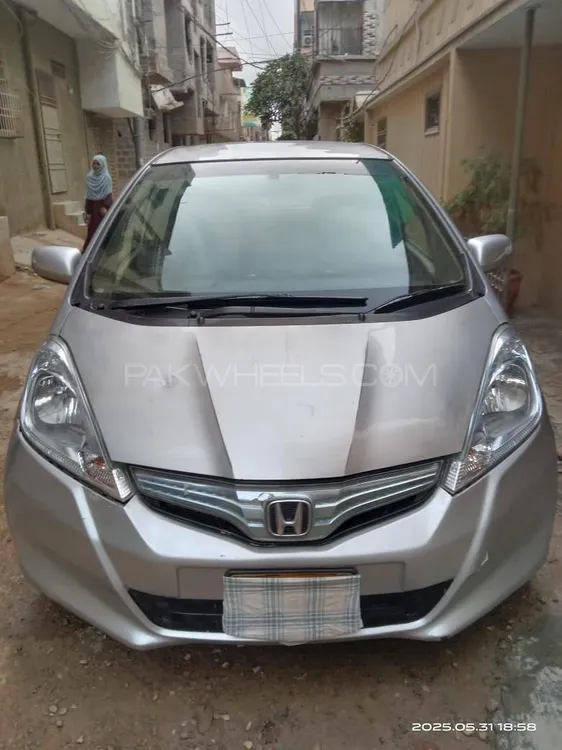 Honda Fit 2011 for Sale in Karachi Image-1