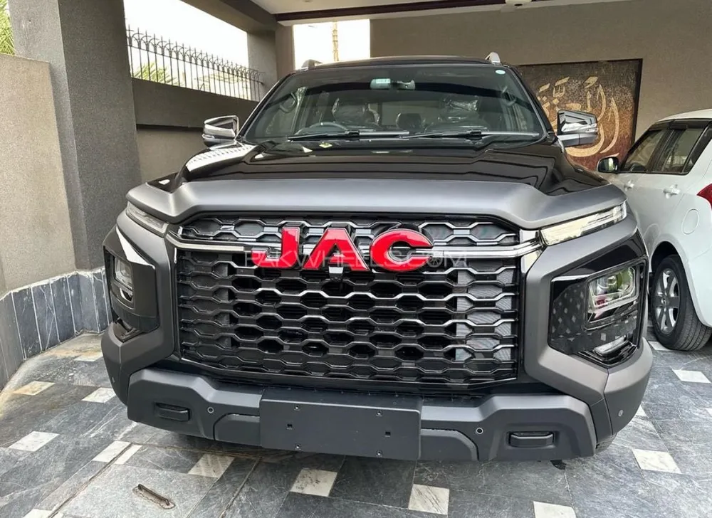 JAC T9 2025 for Sale in Sialkot Image-1