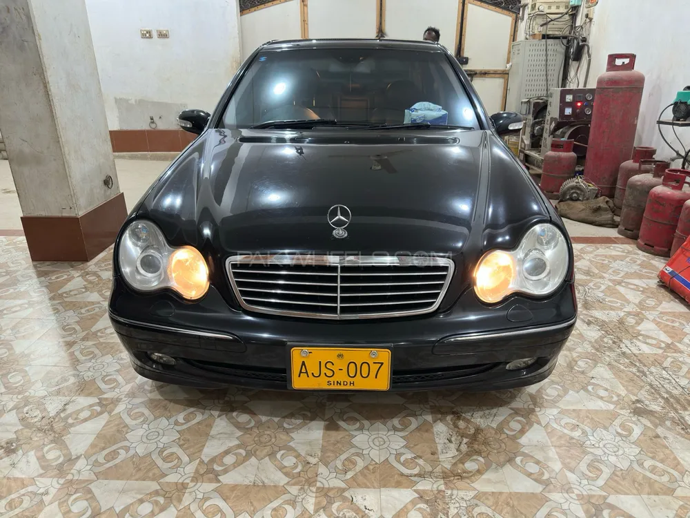 Mercedes Benz C Class 2004 for Sale in Mirpur khas Image-1