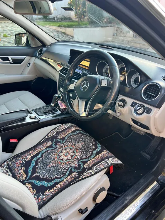 Mercedes Benz C Class 2012 for Sale in Islamabad Image-1